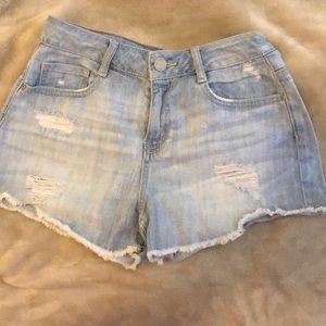 Cute denim shorts